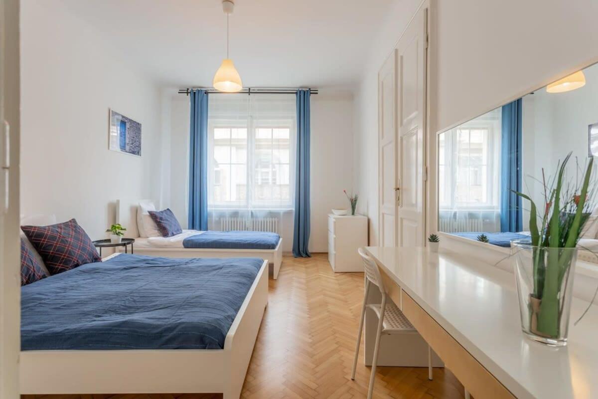 Home Away From Home In The Center Budapest Ngoại thất bức ảnh